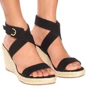 Brand New Stuart Weitzman Women's Lexia Wedge
Sandals